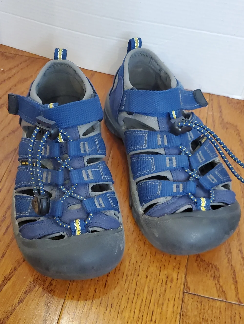 KEEN Blue Kids' Closed-Toe Sport Sandals Sz 13